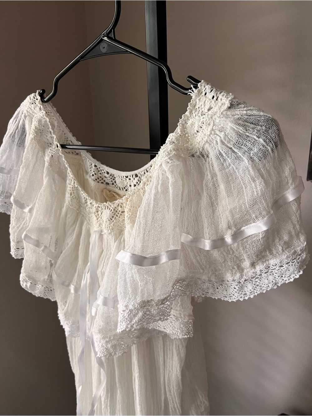 Jen’s pirate booty senorita White Off-Shoulder Ruffled Mini tunic dress - Picture 5 of 13